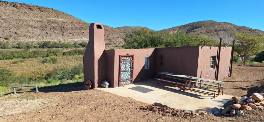  Bedroom Property for Sale in Van Wyksdorp Western Cape